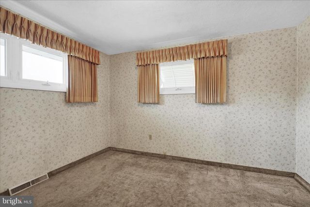 1901 COUNTY ST, Reading, PA 19605