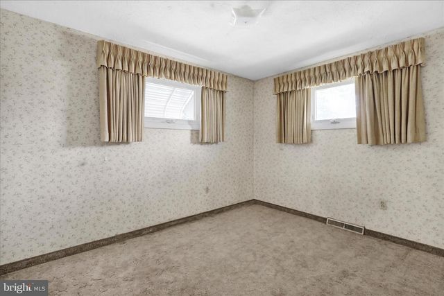 1901 COUNTY ST, Reading, PA 19605