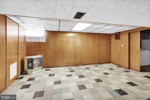 1901 COUNTY ST, Reading, PA 19605