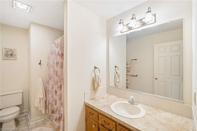 329 Henderson Drive, Clemmons, NC 27012
