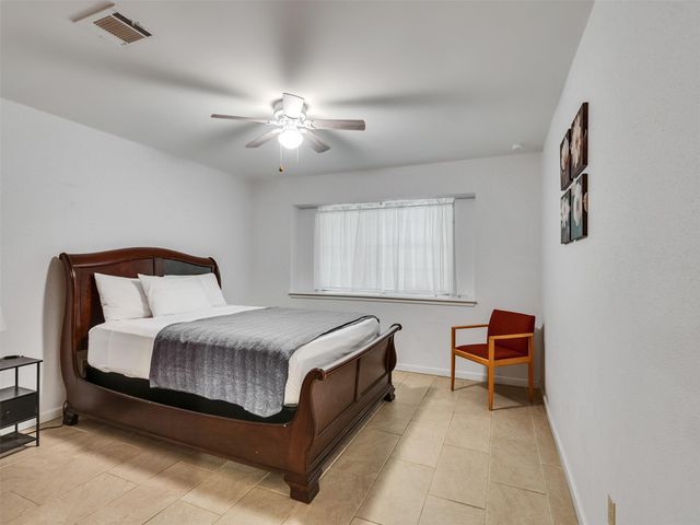 4002 Thistledown Drive, Pasadena, TX 77504