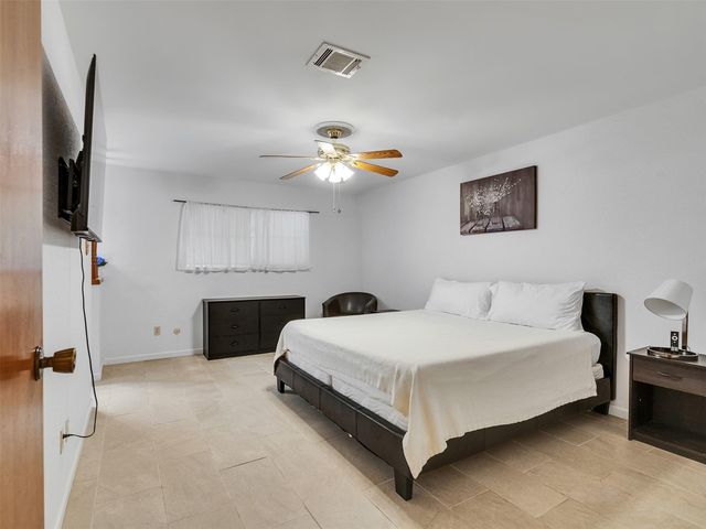 4002 Thistledown Drive, Pasadena, TX 77504