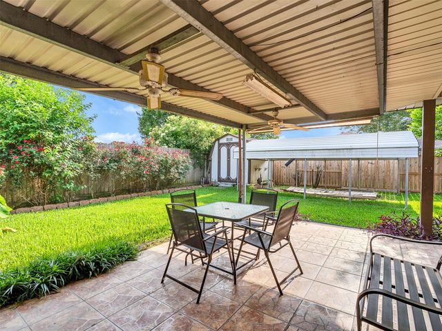 4002 Thistledown Drive, Pasadena, TX 77504