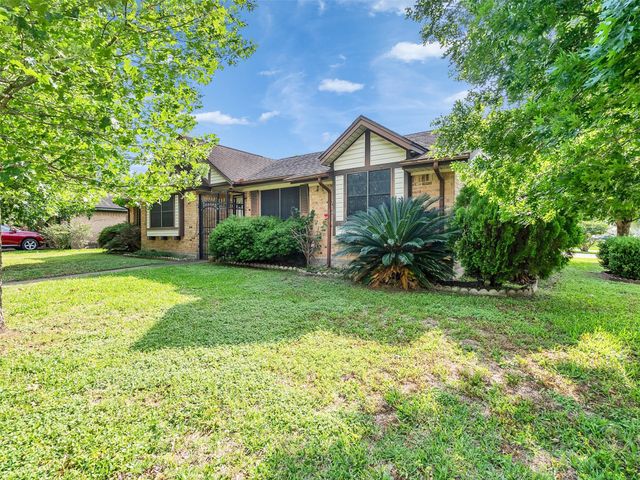 4002 Thistledown Drive, Pasadena, TX 77504
