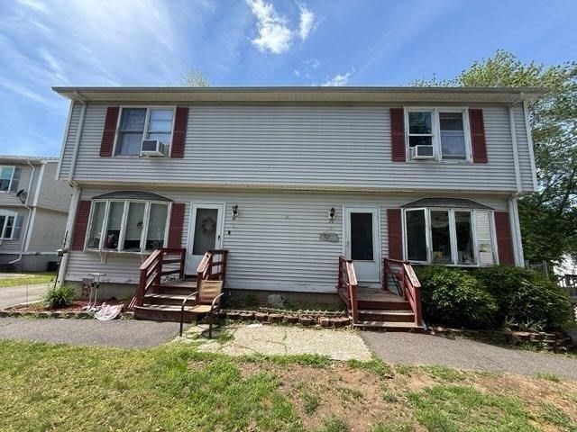 26 Saint Botolph St 2, Haverhill, MA 01832