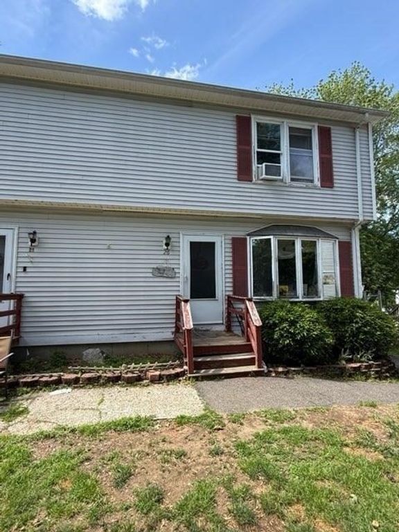 26 Saint Botolph St 2, Haverhill, MA 01832