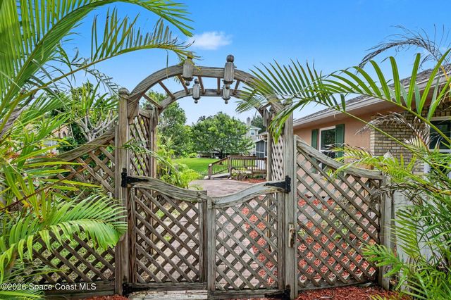 1019 Mandarin Drive NE, Palm Bay, FL 32905