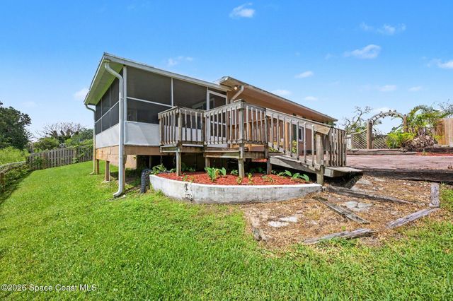 1019 Mandarin Drive NE, Palm Bay, FL 32905