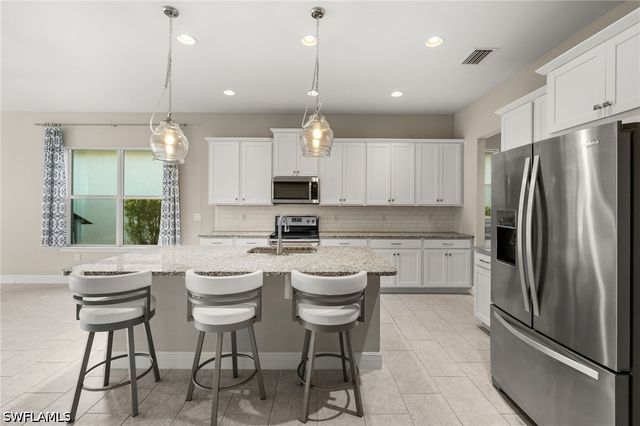 3292 Pilot CIR, Naples, FL 34120
