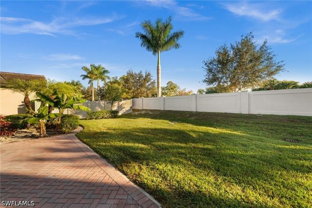 3292 Pilot CIR, Naples, FL 34120