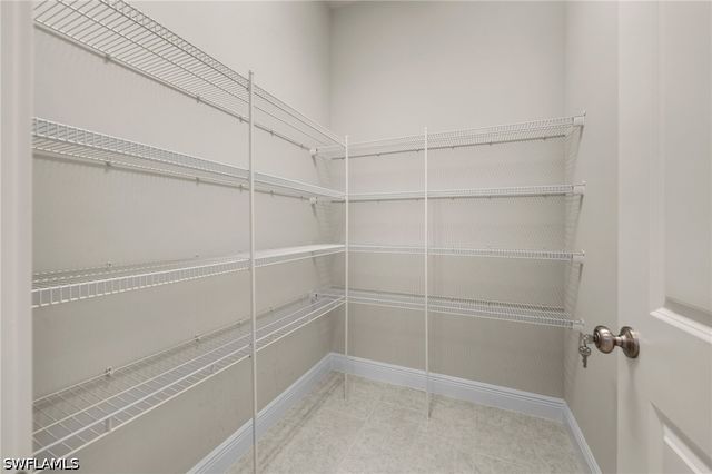 3292 Pilot CIR, Naples, FL 34120