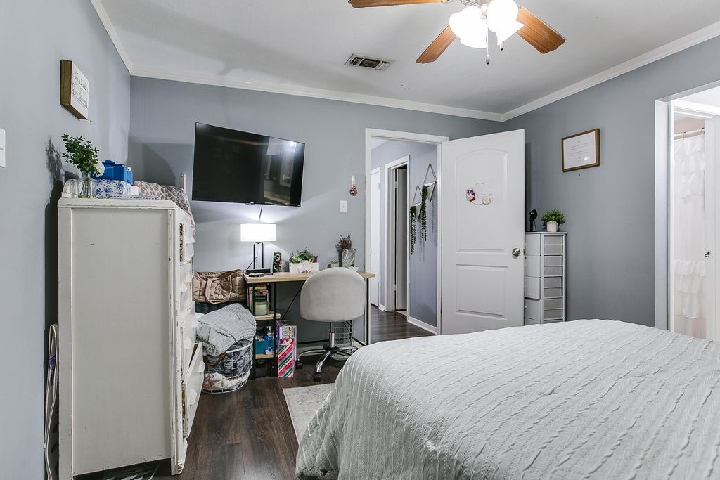 Image 23 of property listing at 1737 Utah Avenue, San Angelo, TX 76904