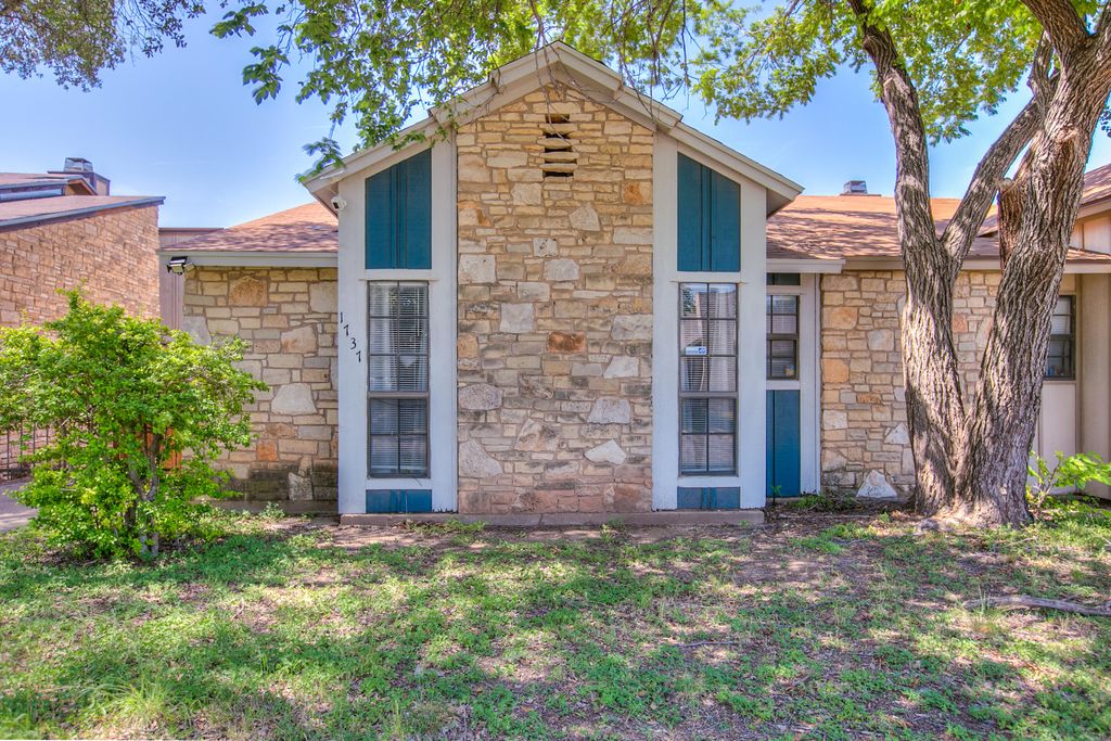 Image 30 of property listing at 1737 Utah Avenue, San Angelo, TX 76904