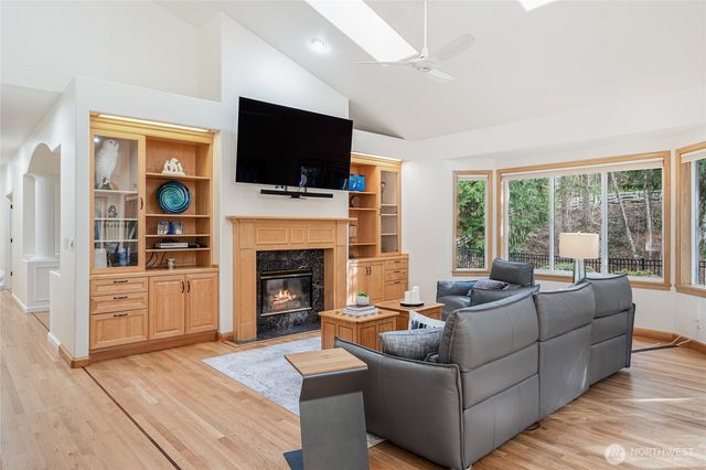 15618 163rd Avenue NE, Woodinville, WA 98072