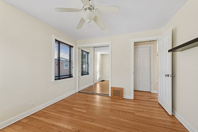 126 N Rohlwing Road, Palatine, IL 60074