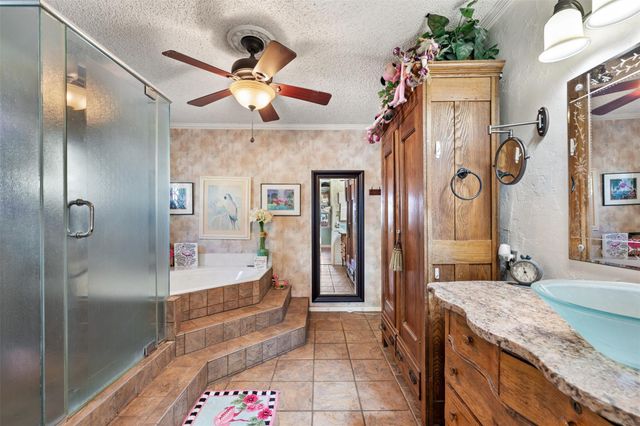 1109 Cedar Park DR, Cedar Park, TX 78613