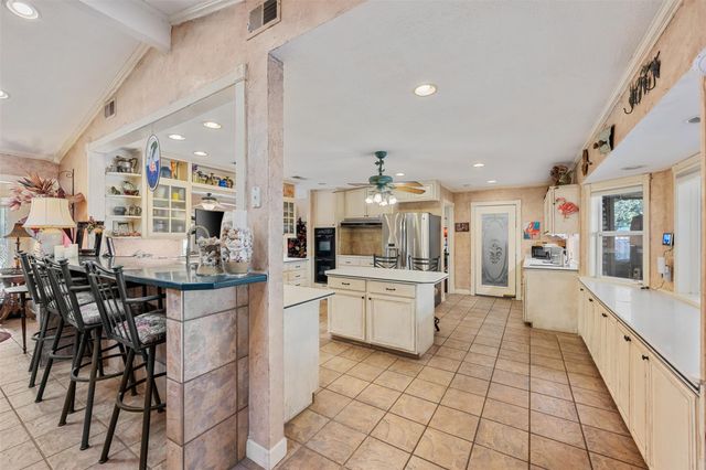 1109 Cedar Park DR, Cedar Park, TX 78613