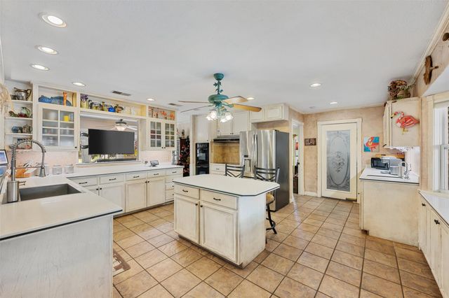 1109 Cedar Park DR, Cedar Park, TX 78613