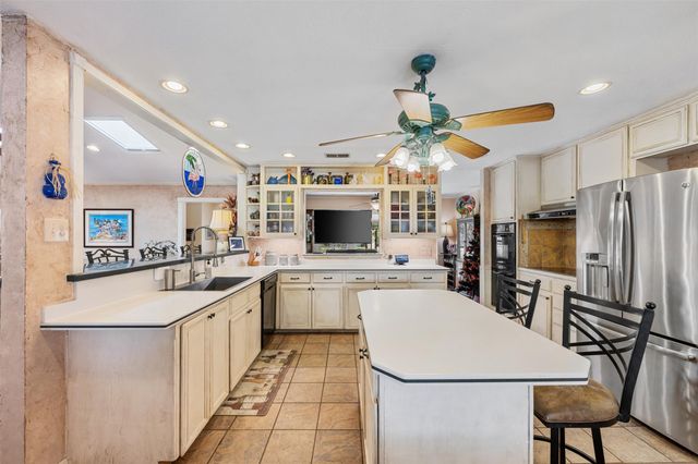 1109 Cedar Park DR, Cedar Park, TX 78613