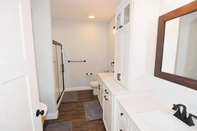 52427 Lynnewood Avenue, South Bend, IN 46628