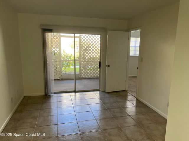 1609 Sunny Brook Lane NE E101, Palm Bay, FL 32905