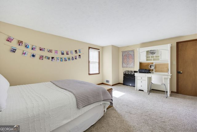 3922 Butterfield Drive NW, Kennesaw, GA 30152