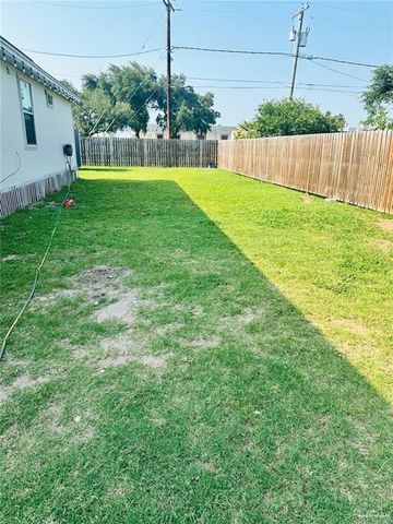 159 E Rodriguez Avenue, Raymondville, TX 78580