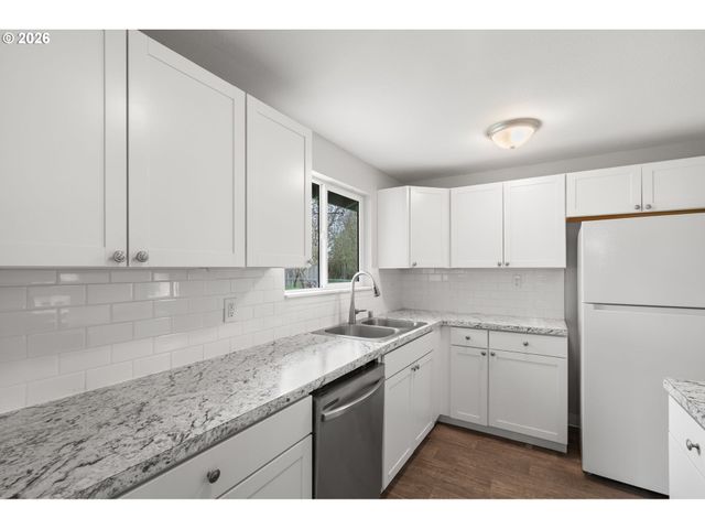 7108 TENNESSEE Ln, Vancouver, WA 98664