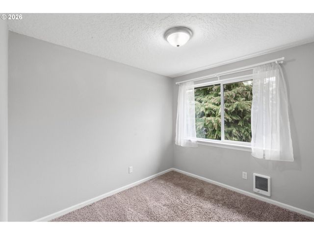 7108 TENNESSEE Ln, Vancouver, WA 98664