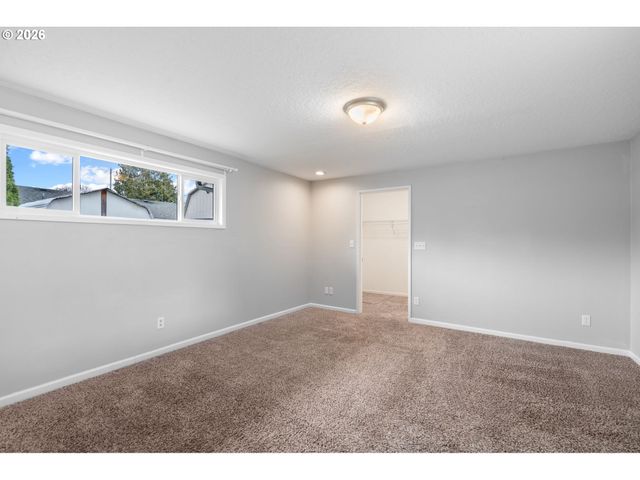 7108 TENNESSEE Ln, Vancouver, WA 98664