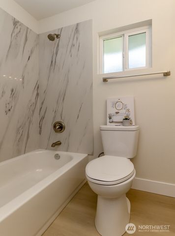 3833 E G Street, Tacoma, WA 98404