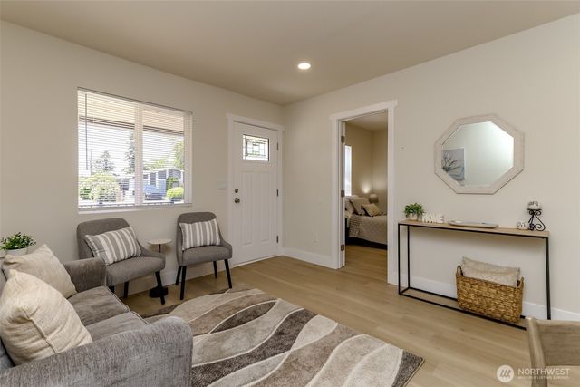3833 E G Street, Tacoma, WA 98404