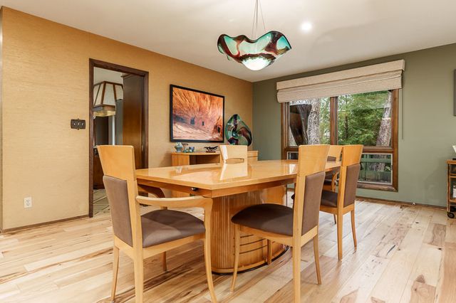 2520 E CHICKADEE Trail, Rockford, IL 61107