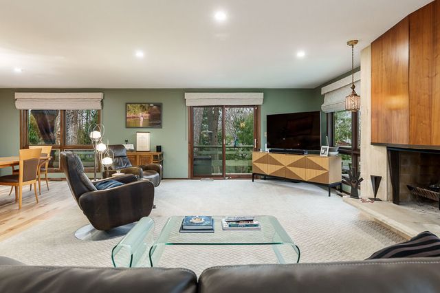 2520 E CHICKADEE Trail, Rockford, IL 61107