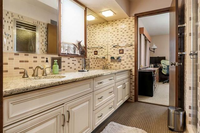 2520 E CHICKADEE Trail, Rockford, IL 61107