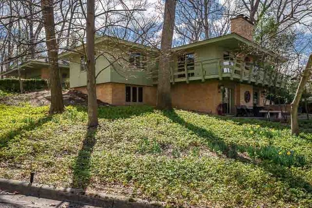 2520 E CHICKADEE Trail, Rockford, IL 61107