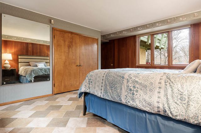 2520 E CHICKADEE Trail, Rockford, IL 61107