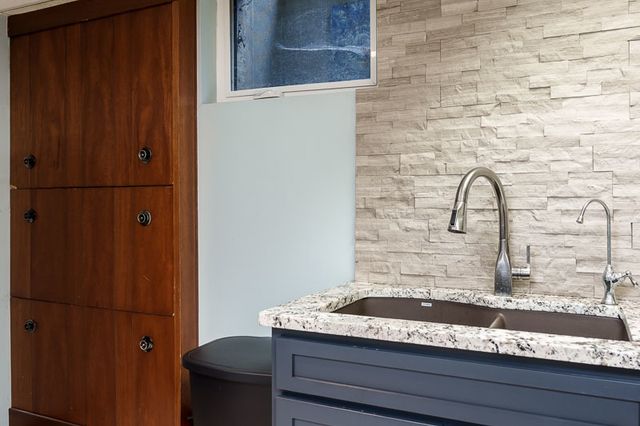 2520 E CHICKADEE Trail, Rockford, IL 61107