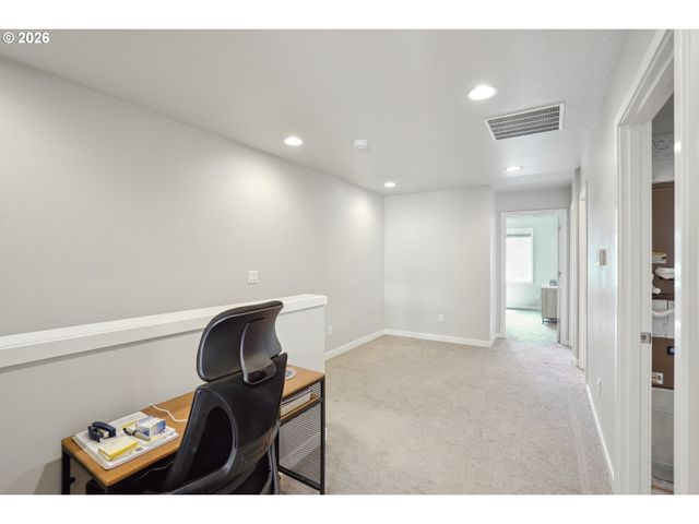 12045 Se 5TH St, Vancouver, WA 98683