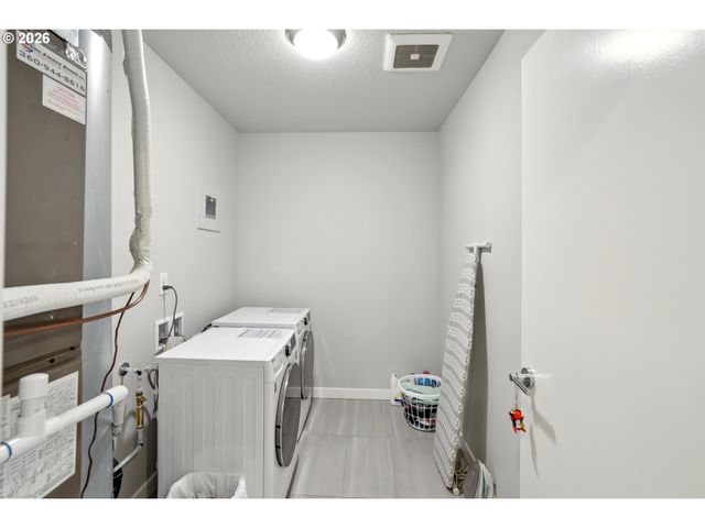 12045 Se 5TH St, Vancouver, WA 98683