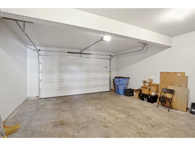 12045 Se 5TH St, Vancouver, WA 98683