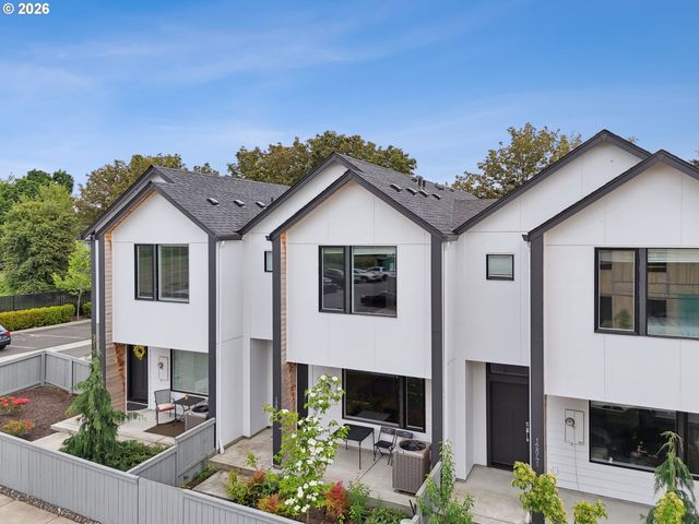 12045 Se 5TH St, Vancouver, WA 98683