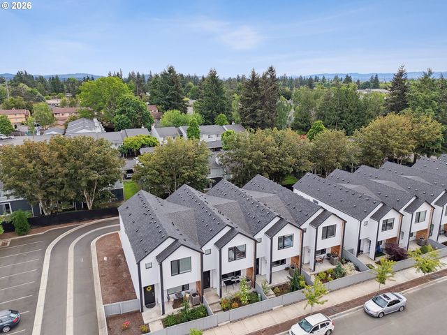 12045 Se 5TH St, Vancouver, WA 98683