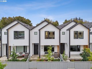 12045 Se 5TH St, Vancouver, WA 98683