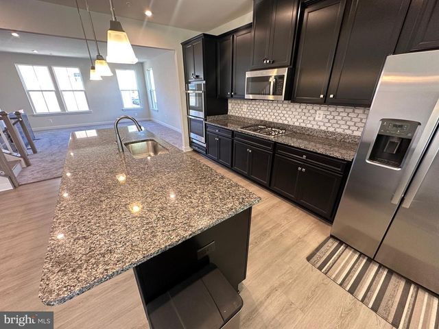 5516 MANOR PARK DR, Upper Marlboro, MD 20772