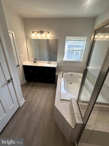 5516 MANOR PARK DR, Upper Marlboro, MD 20772