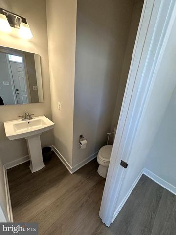 5516 MANOR PARK DR, Upper Marlboro, MD 20772