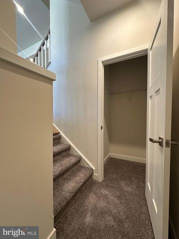 5516 MANOR PARK DR, Upper Marlboro, MD 20772