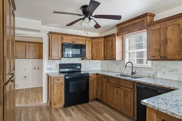 111 W Wolfe Street, Grand Saline, TX 75140