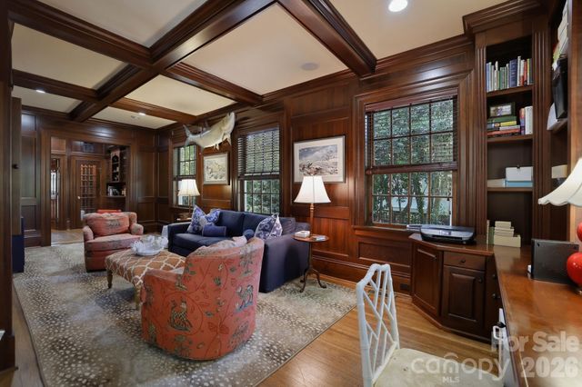 937 Granville Road, Charlotte, NC 28207